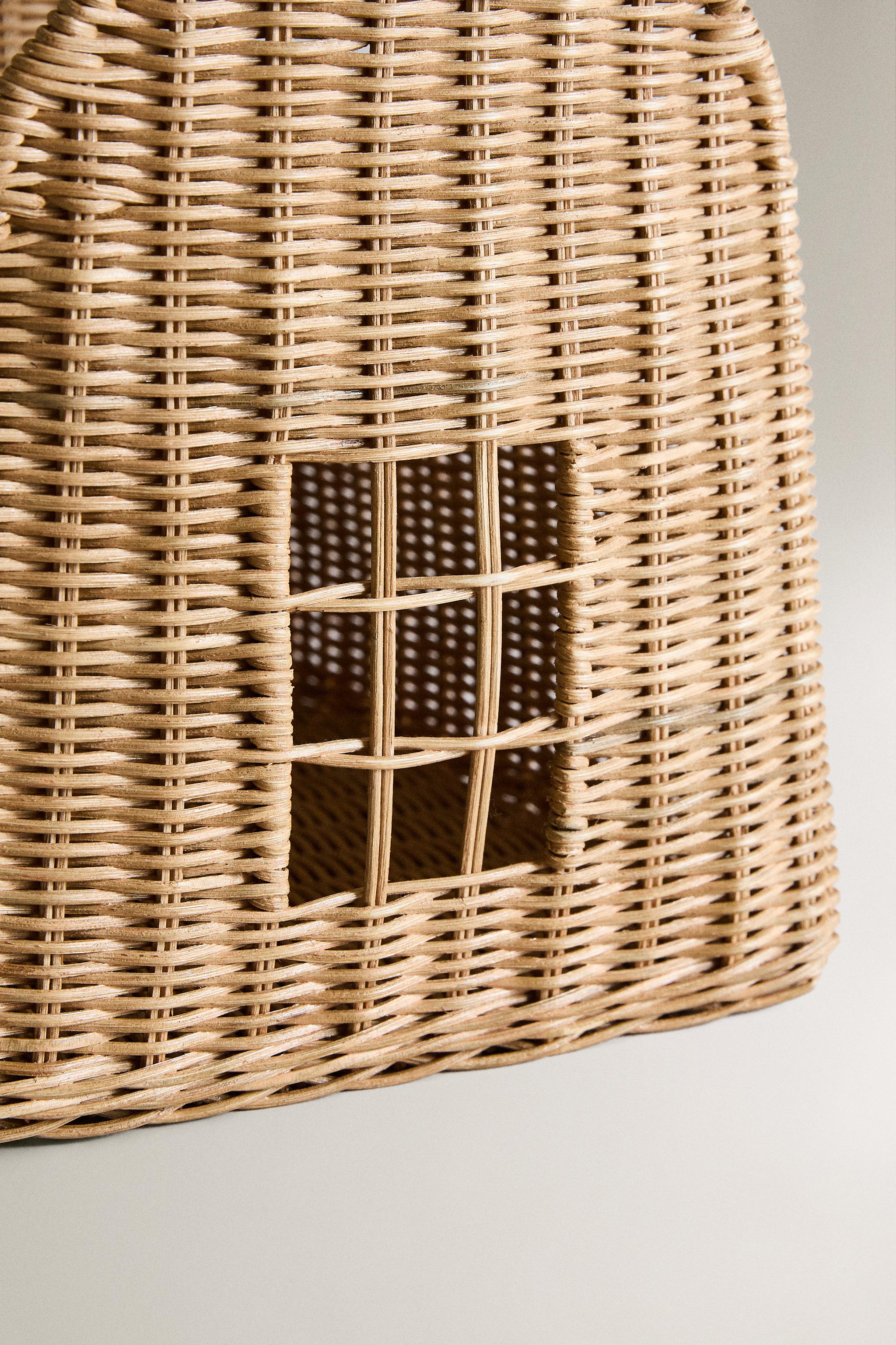 KIDS HOUSE BASKET